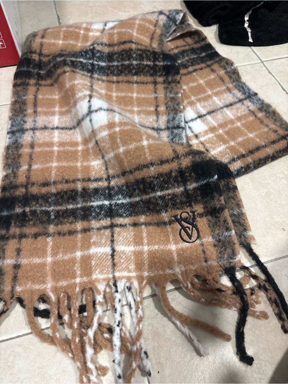 Victoria's Secret Tan & Black Plaid Fringe Cape Scarf NWT
